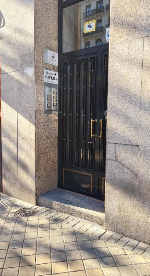 Pension Rivera Μαδρίτη Εξωτερικό φωτογραφία